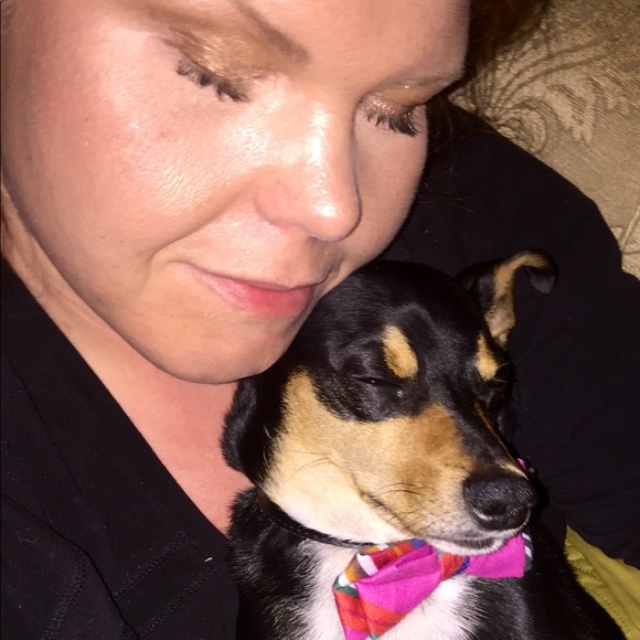 Meet your Posher, Tabitha - Picture 3 of 3